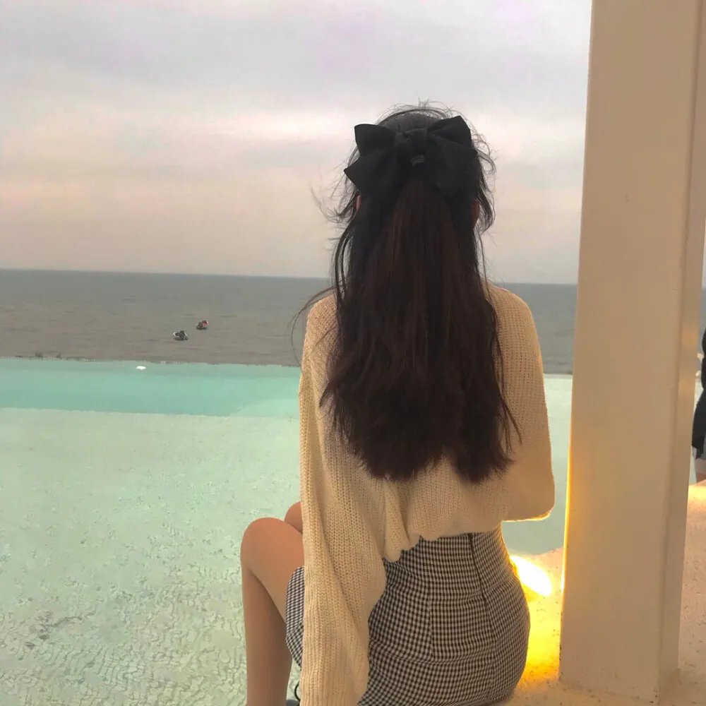 闯入星河的微光